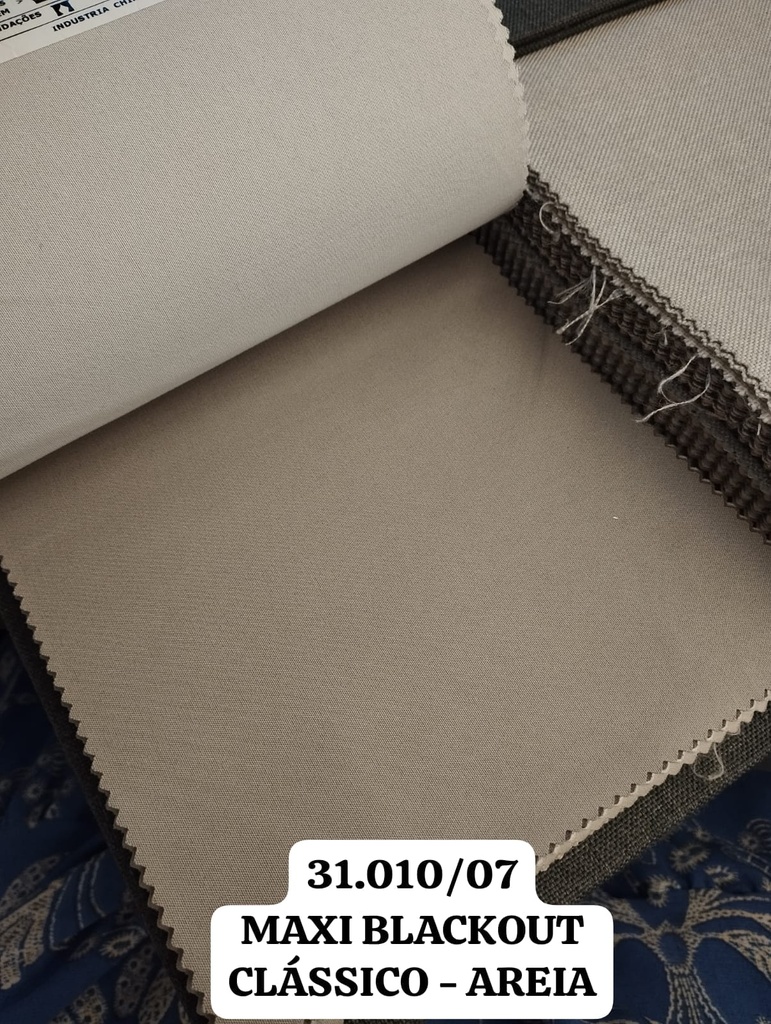 Cortina Blackout Areia - Vão 2,40 Largura x 2,50 Altura (Imangai Geribá - Apt 3,4,6 / Sala)