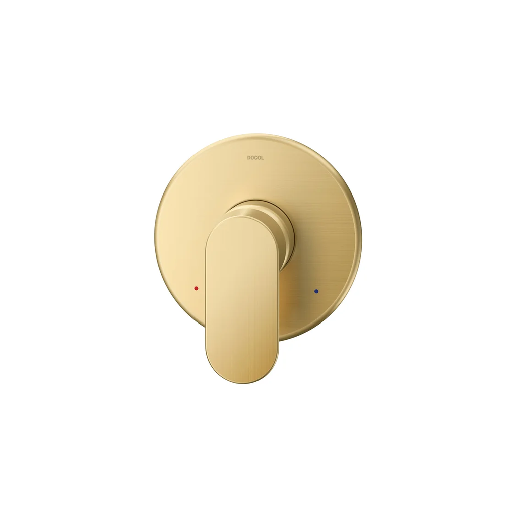 Acabamento monocomando para chuveiro baixa pressão Kaila Ouro Escovado Docol Monocomando Chuveiro Banho Master